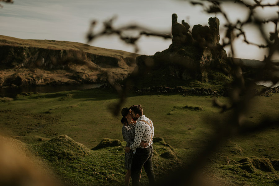 sesja przy ruinach zamku w Szkocji